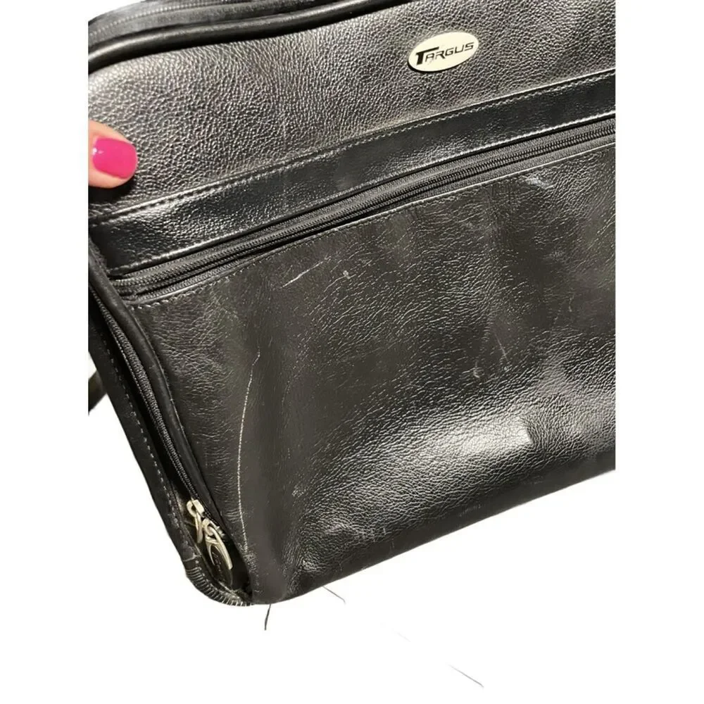 Targus Black Professional Laptop Briefcase with Front Pocket